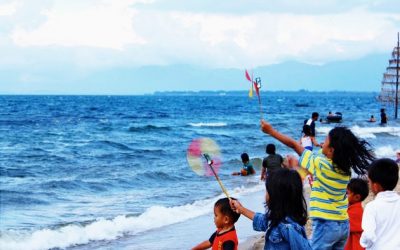 4 Pantai Di Kabupaten Toba Yang Ramai Dikunjungi Wisatawan Di Moment Tahun Baru 2021