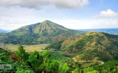6 Lokasi Pendakian Eksotik Di Kawasan Danau Toba Dan Rasakan Sensasi Berwisata Di Alam