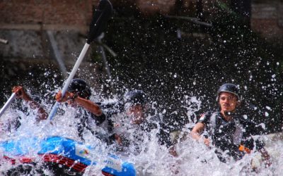 Uji Adreanlin Di Kawasan Wisata Arung Jeram Desa Parhitean