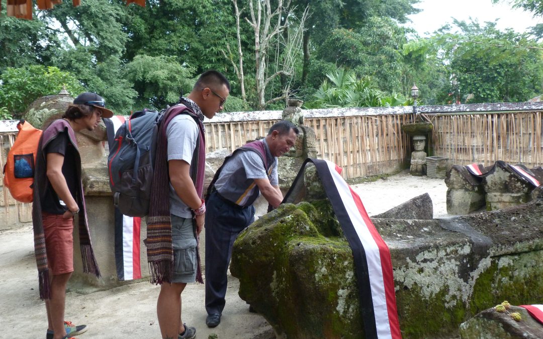 Sarkofagus Di Kompleks Makam Tua Raja Sidabutar
