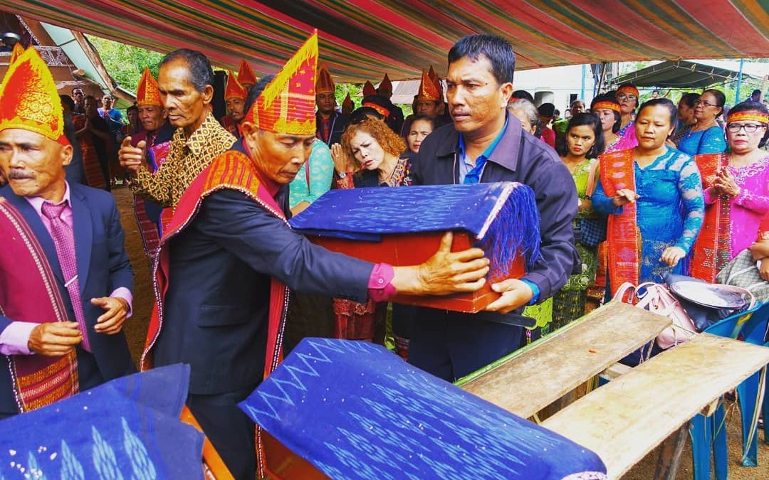Upacara Adat Mangonghal Holi, Tradisi Pemindahan Tulang-Belulang Leluhur Suku Batak