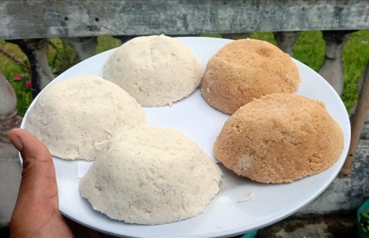 Kue Putu, Cemilan Tradisional Dari Kota Tarutung