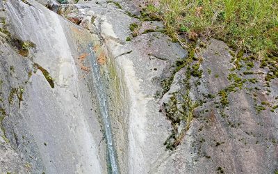 Uniknya Mual Batu Sawan , Memiliki Air Alami Dengan Rasa Jeruk Purut