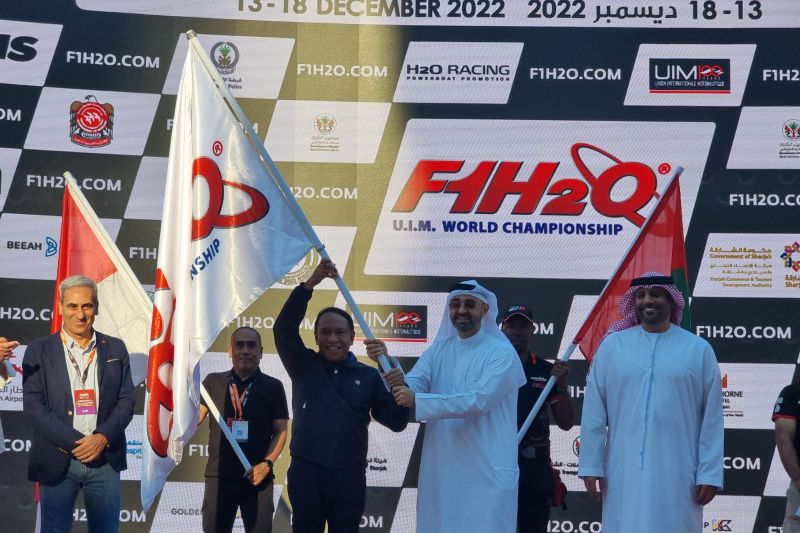 DANAU TOBA KIAN MENDUNIA JELANG F1H2O