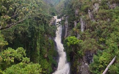 AIR TERJUN SIRINGO-RINGO