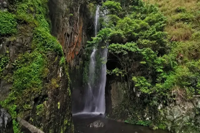 Pesona Keindahan Air Terjun Naisogop