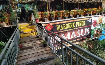 Warung Pinus Damasus