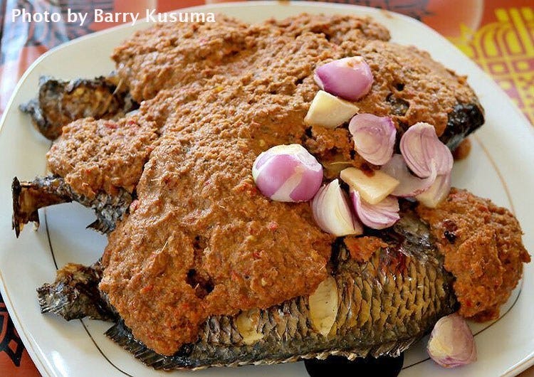Ikan Mas Natinombur Andaliman Khas Batak